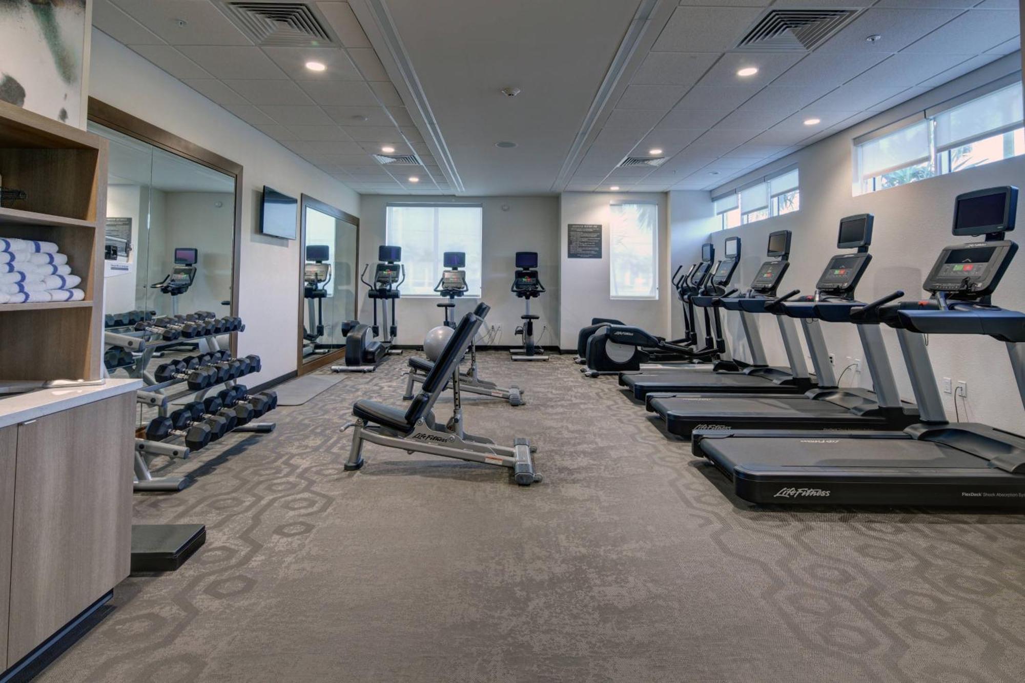 Residence Inn Fort Lauderdale Coconut מראה חיצוני תמונה